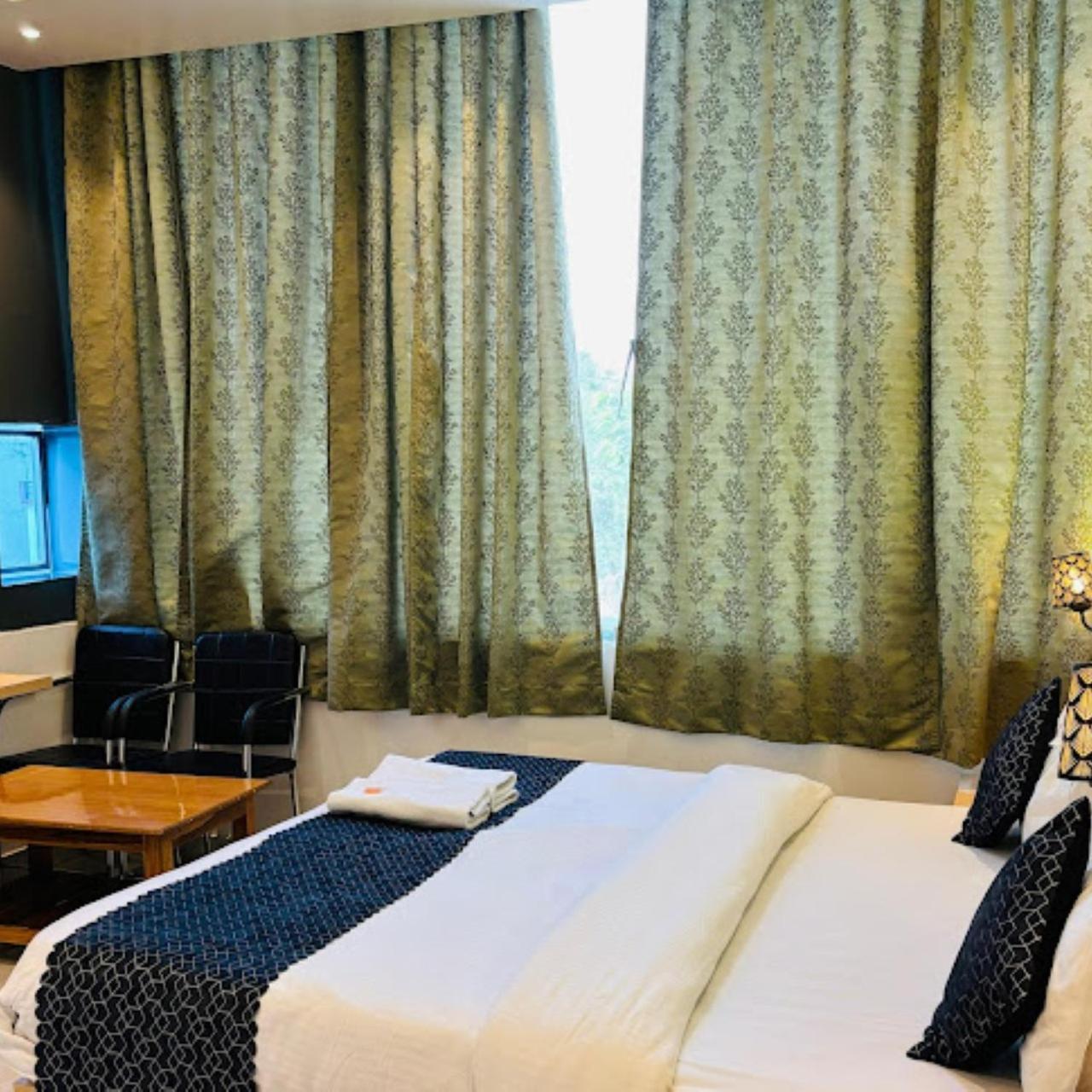 Hotel The Ramay Palace Ayodhya المظهر الخارجي الصورة